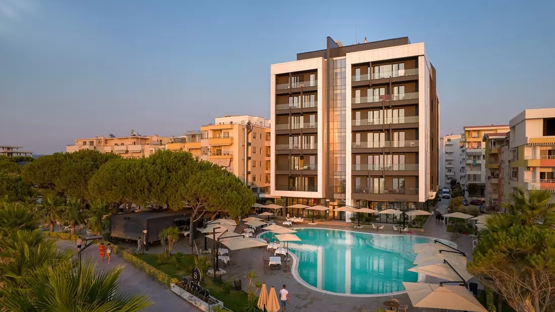 Supreme Hotel